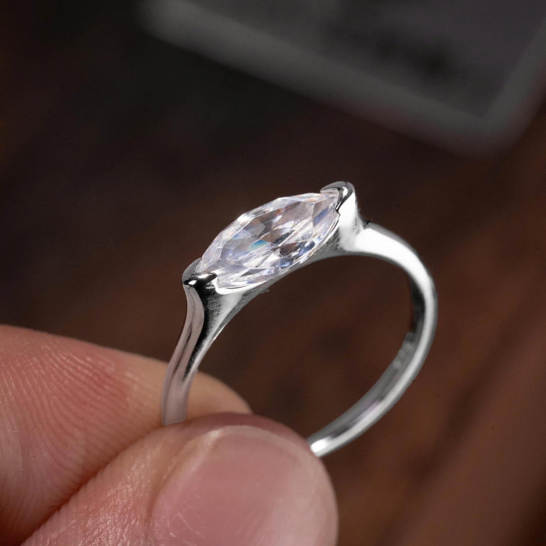 Anillo de ángel con circonita