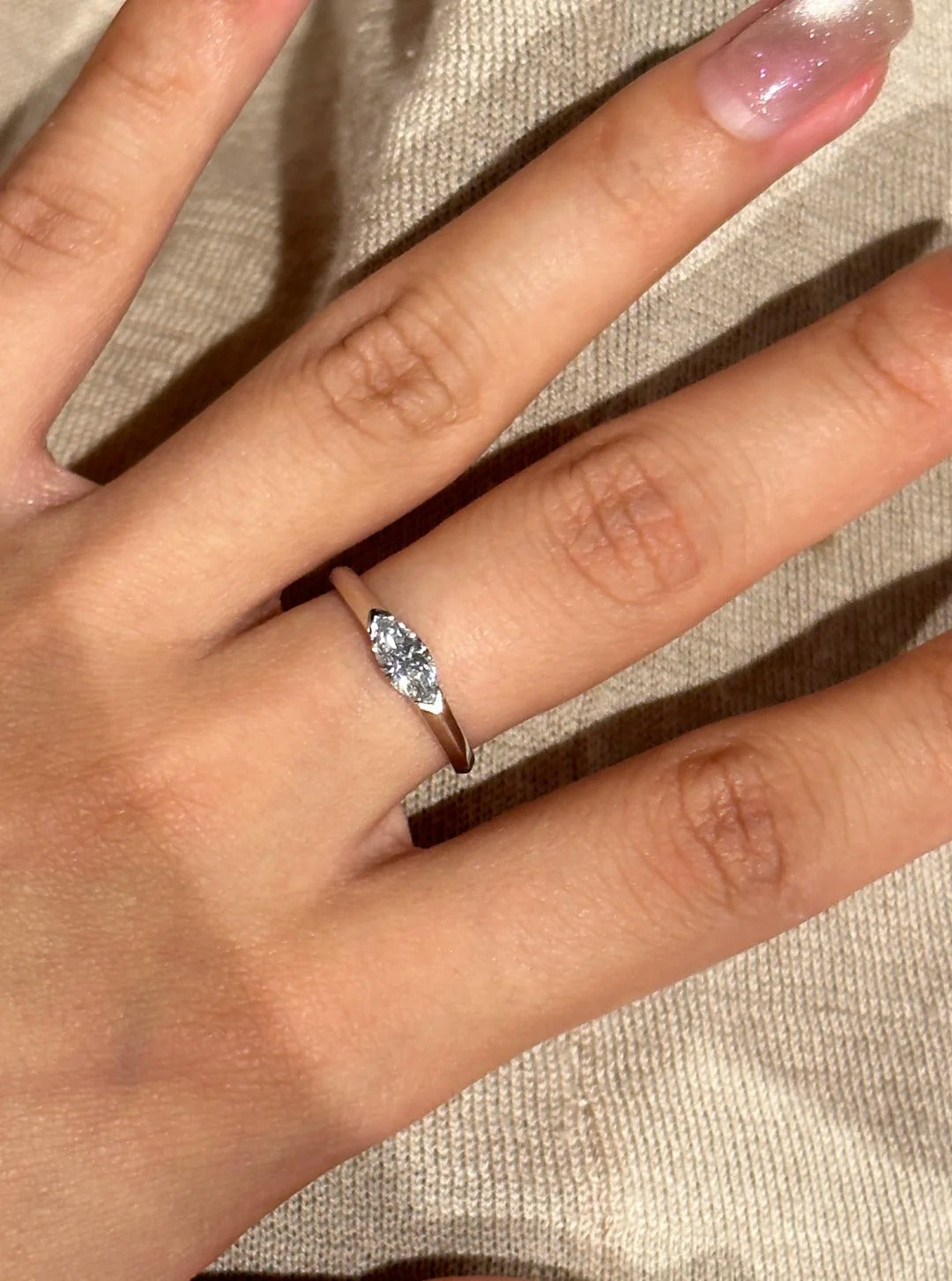 Anillo de ángel con circonita